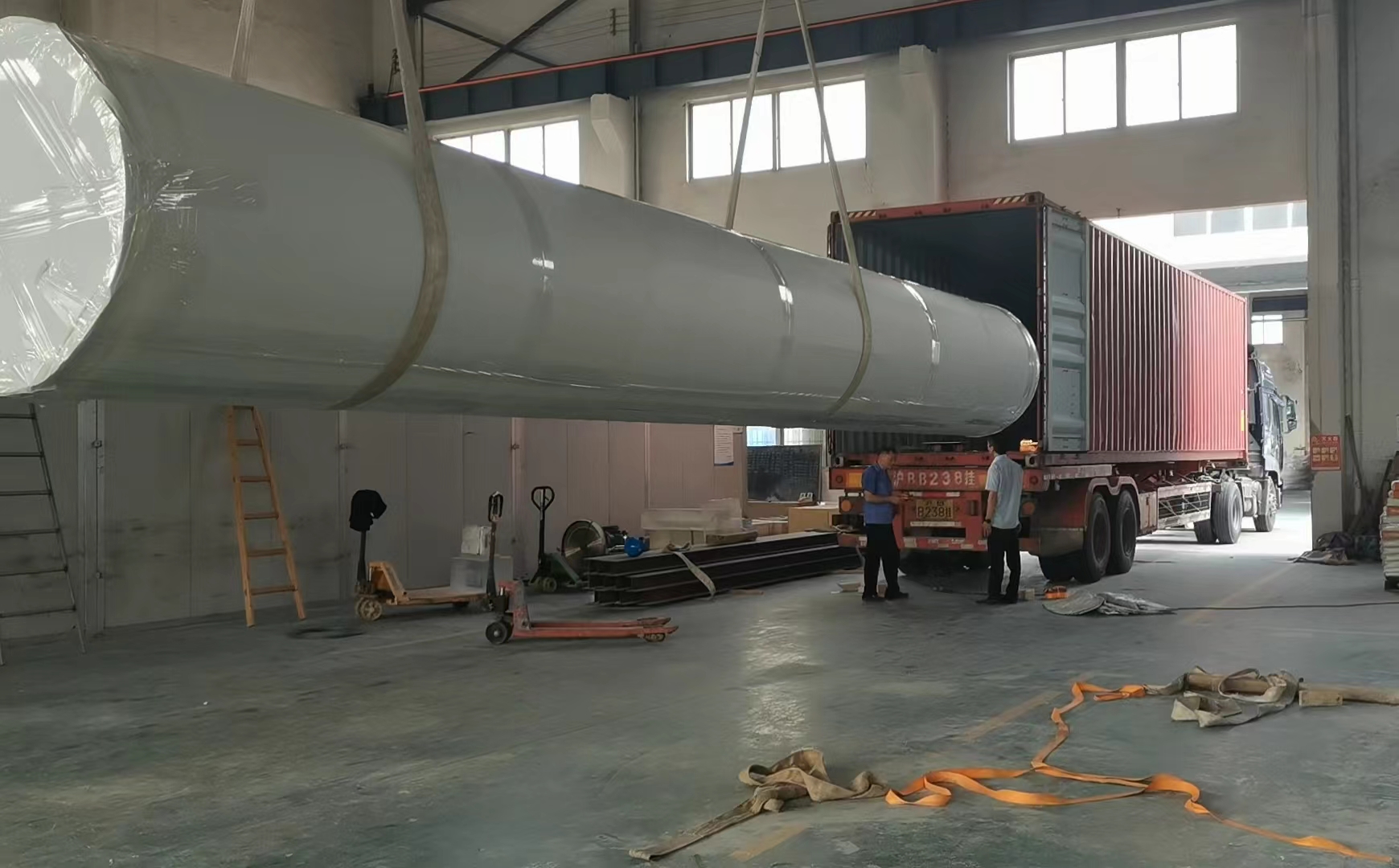Custom Acrylic Pool Manufacturer - Leyu (1) Производитель акриловых бассейнов на заказ - Leyu (1)