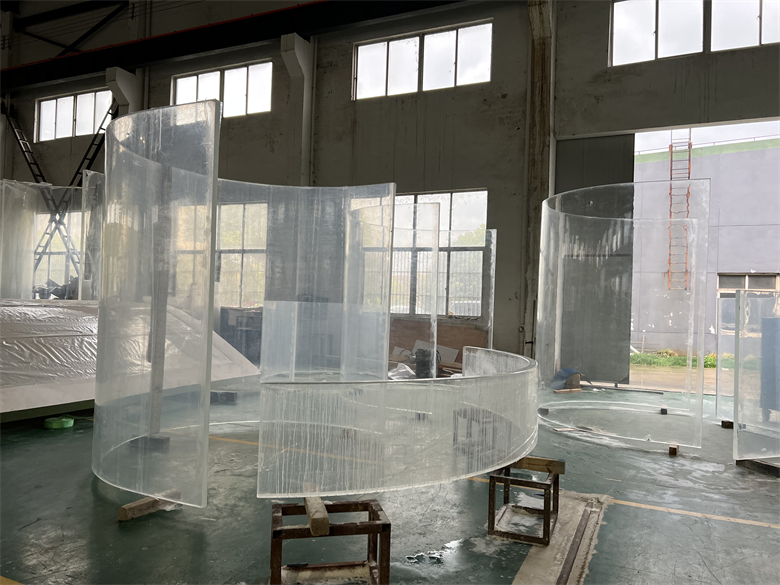 L-Shaped Swimming Pool Г-образный бассейн