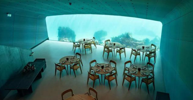 Классический ресторан на Мальдивах с акриловой водой - Under Restaurant